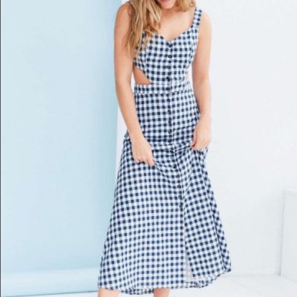 Worn-once cut out midi gingham dress. XS